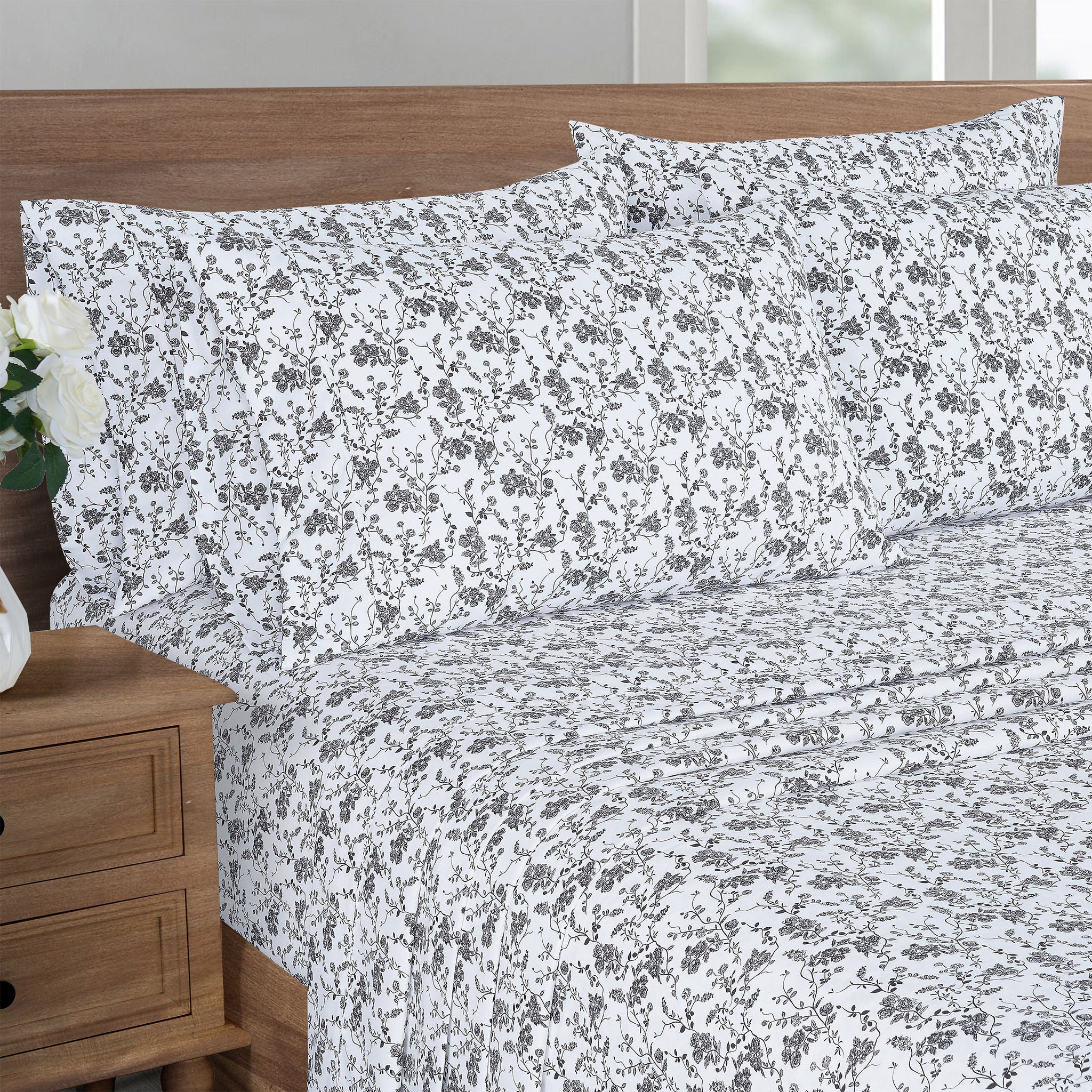 Home Experience Ayden Reversible Complete Bedding with Sheets, view 3