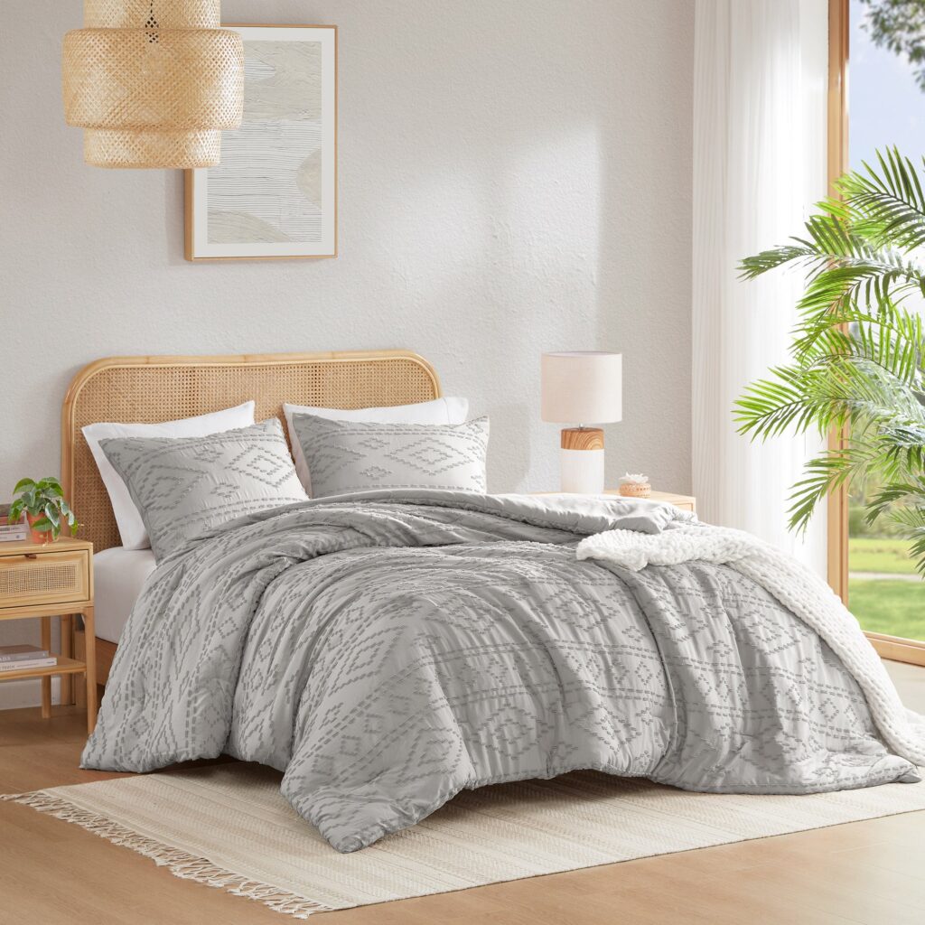 Laura Ashley Charlotte CNB King Comforter Set VP Web Basic
