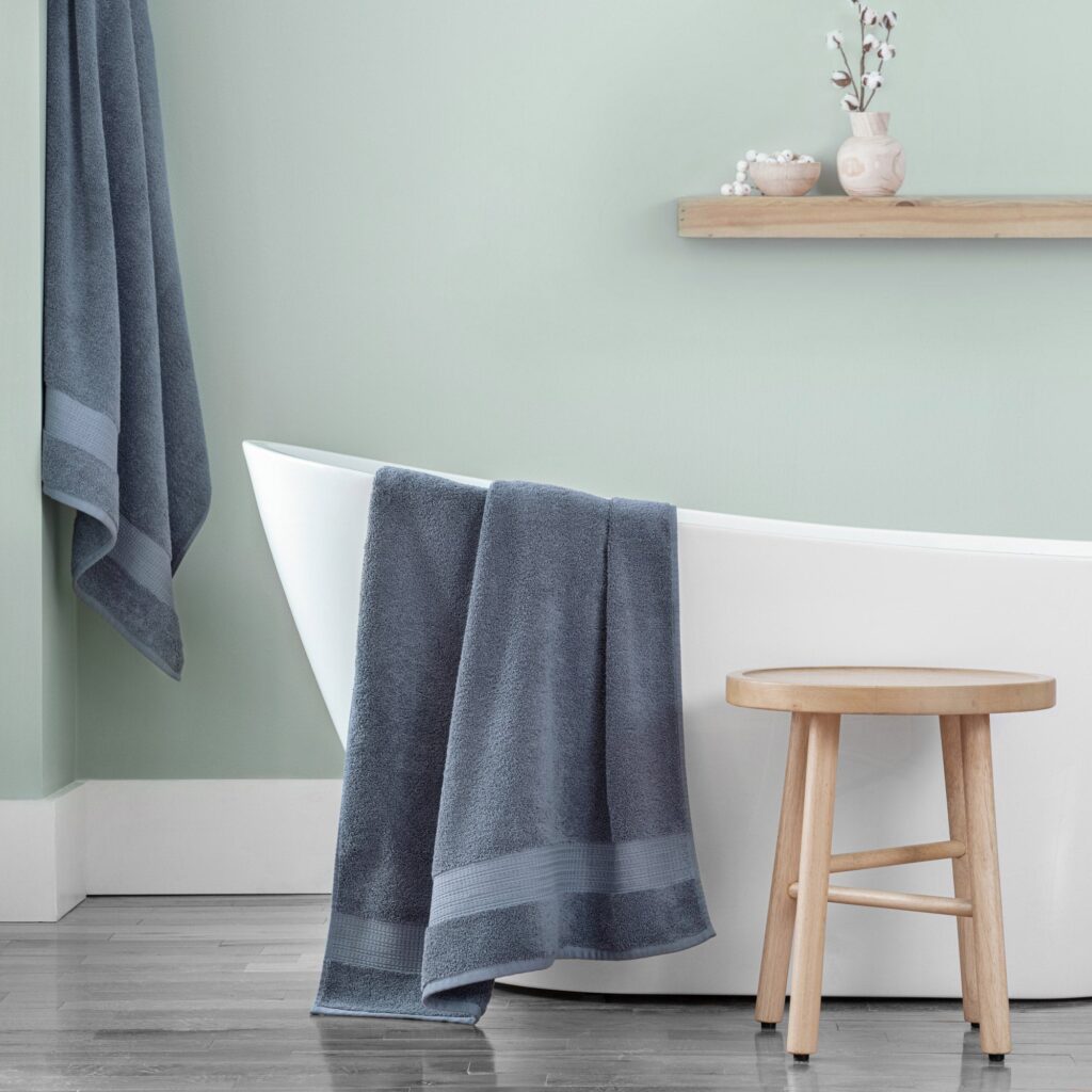 Trellis Bath Mat Flint
