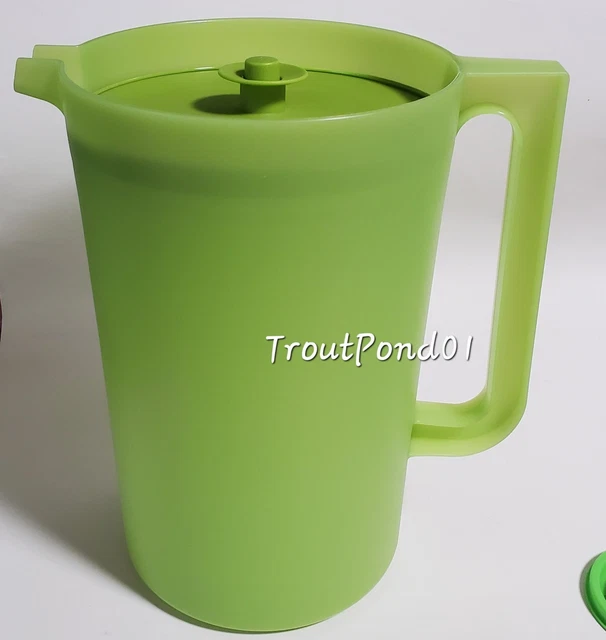 Tupperware 1-Gallon Pitcher